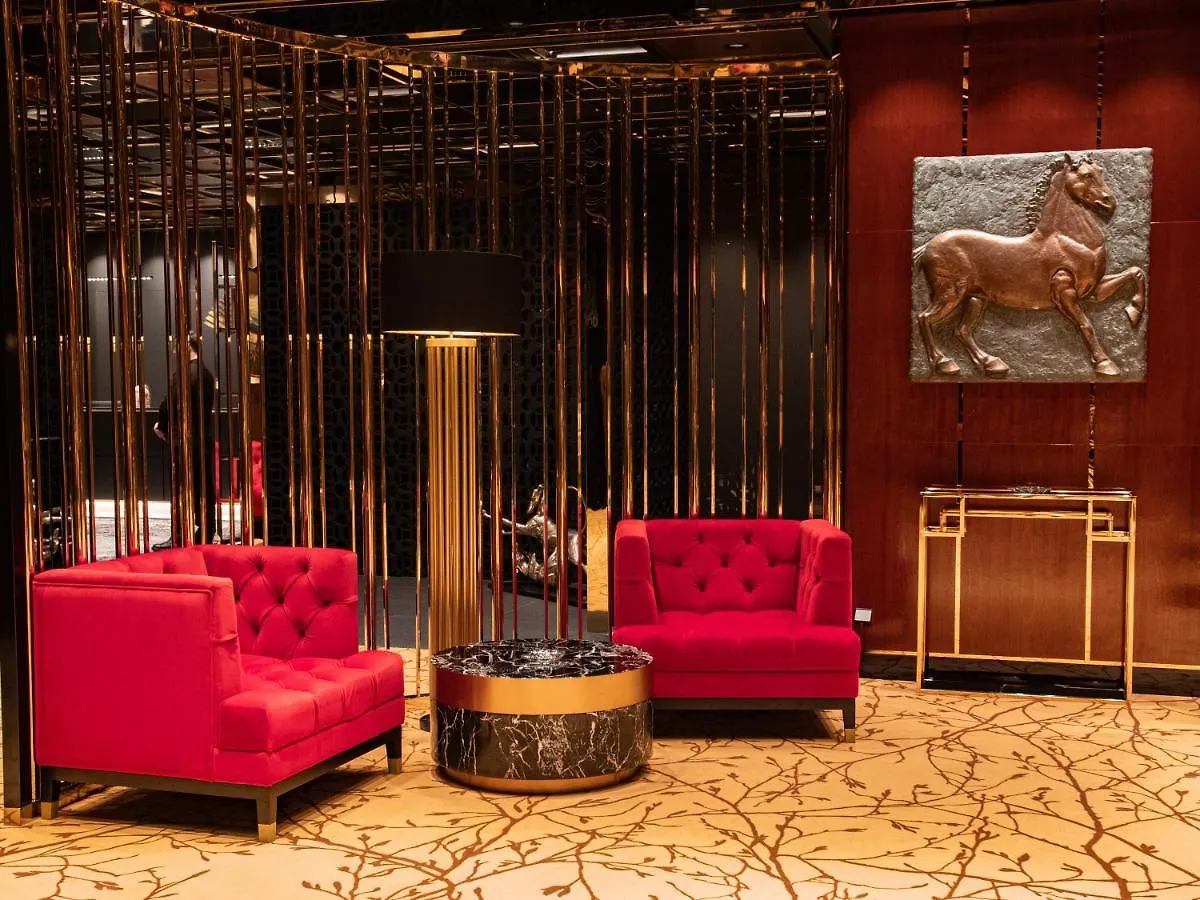 ホテル Mandarin Club House バトゥーミ