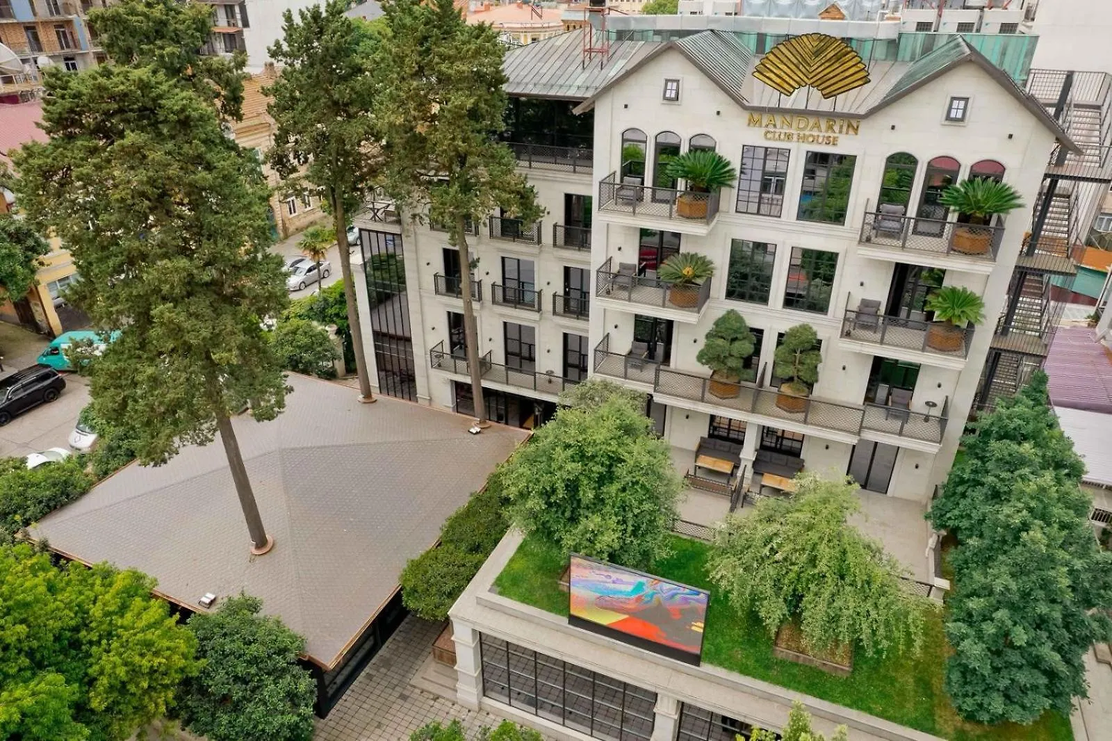 Mandarin Club House Hotel Batumi 0*,